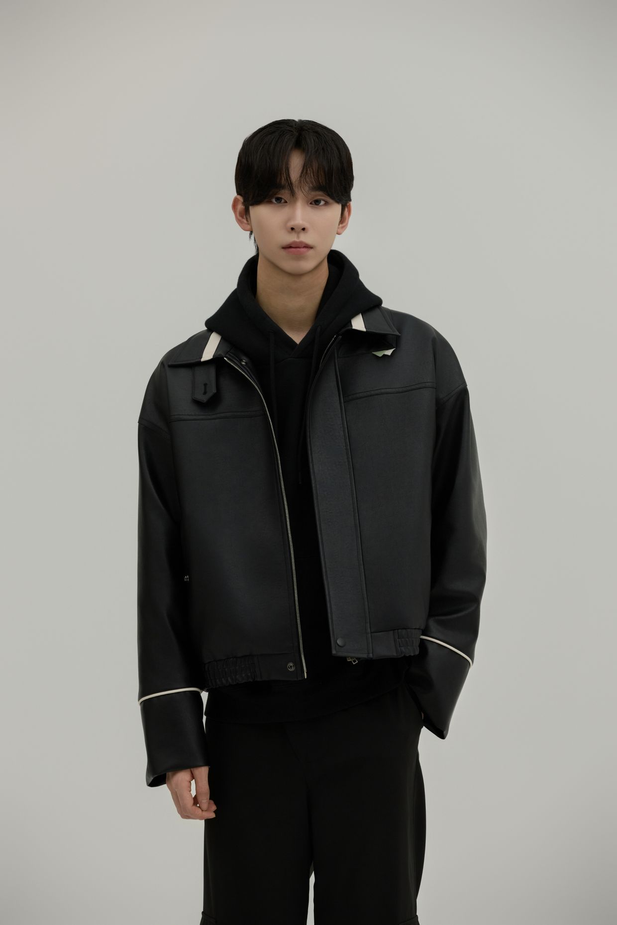 700M] Serpent's Hanbok-Inspired Elegance: Snake 巳 Leather Set by