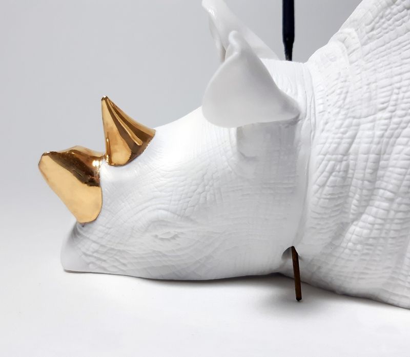 야생의 동물을 길들이는 사람들, BEASTOMUS