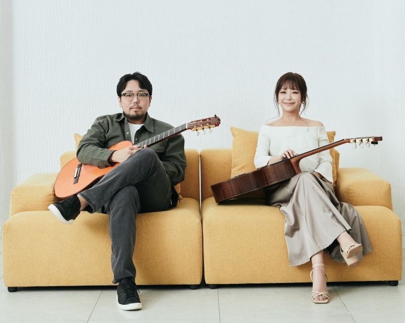 Two Guitars의 기타 악보집 출시에 함께해주세요!