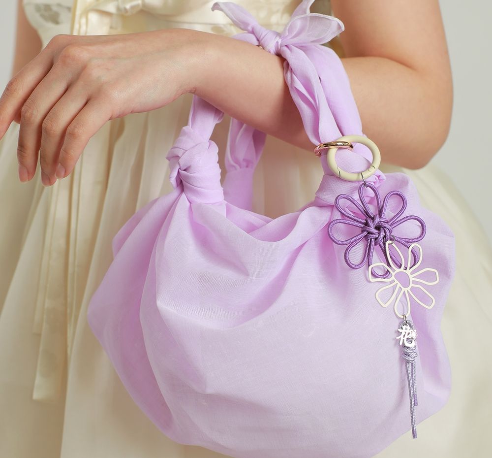 유니크한 한복가방 모시원단 단디백 x 매화매듭 키링 | 텀블벅 - 크리에이터를 위한 크라우드펀딩 유니크한 한복가방 모시원단 단디백 x... 